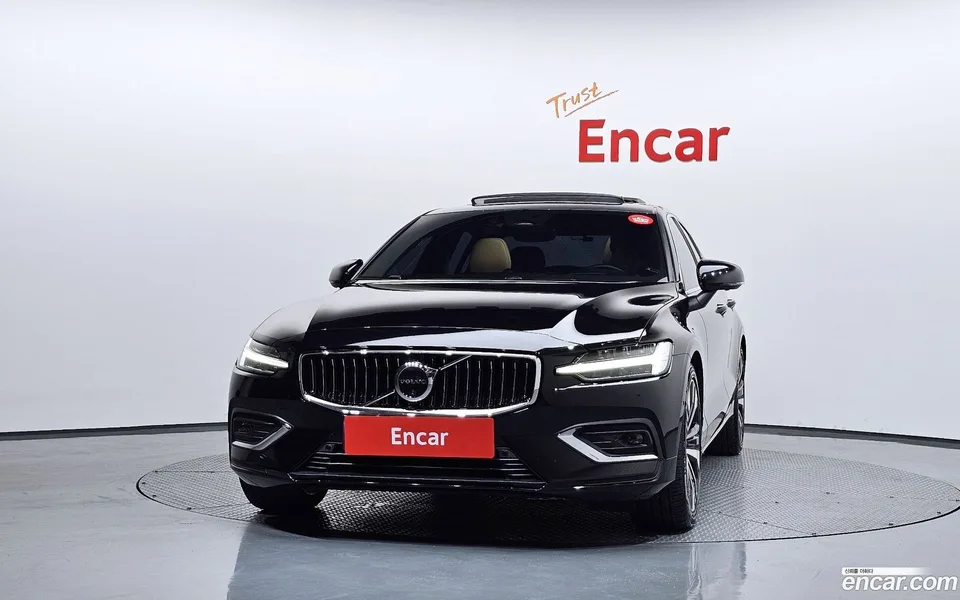 Volvo S60 B5 2024 — thumbnail 3