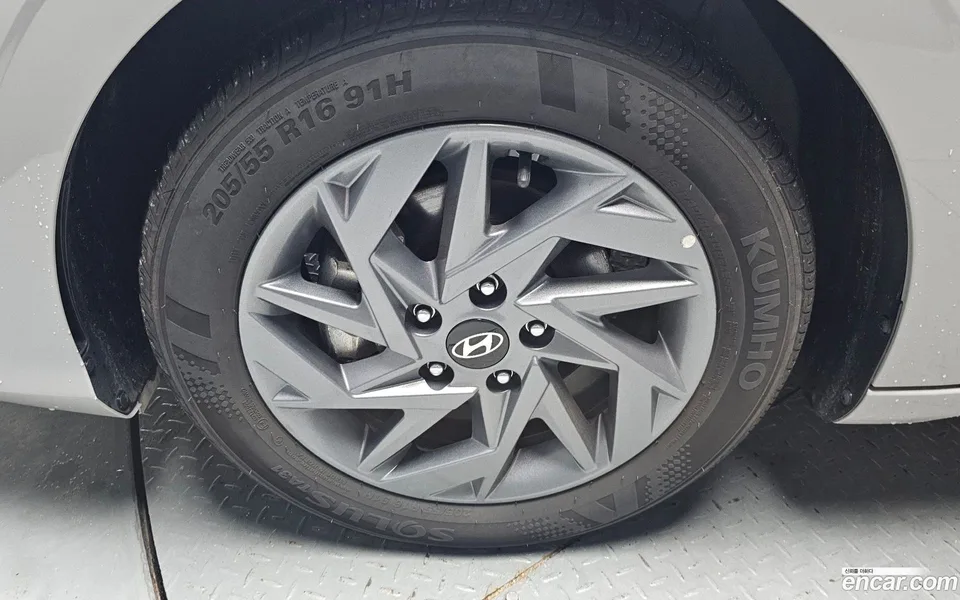 Hyundai Avante CN7 1.6 2025 — thumbnail 2