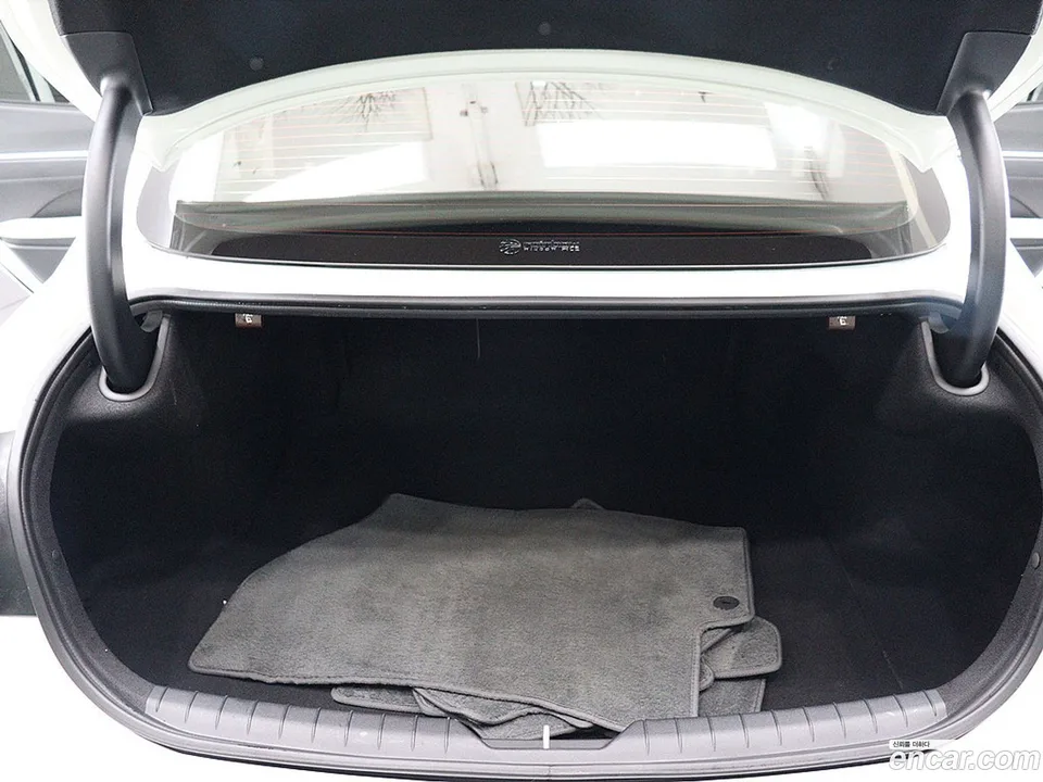 Hyundai Sonata The Edge 2.0 2023 — thumbnail 2