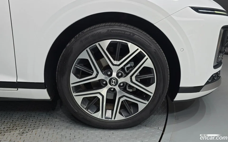 Hyundai Grandeur Hybrid 2023 — thumbnail 5