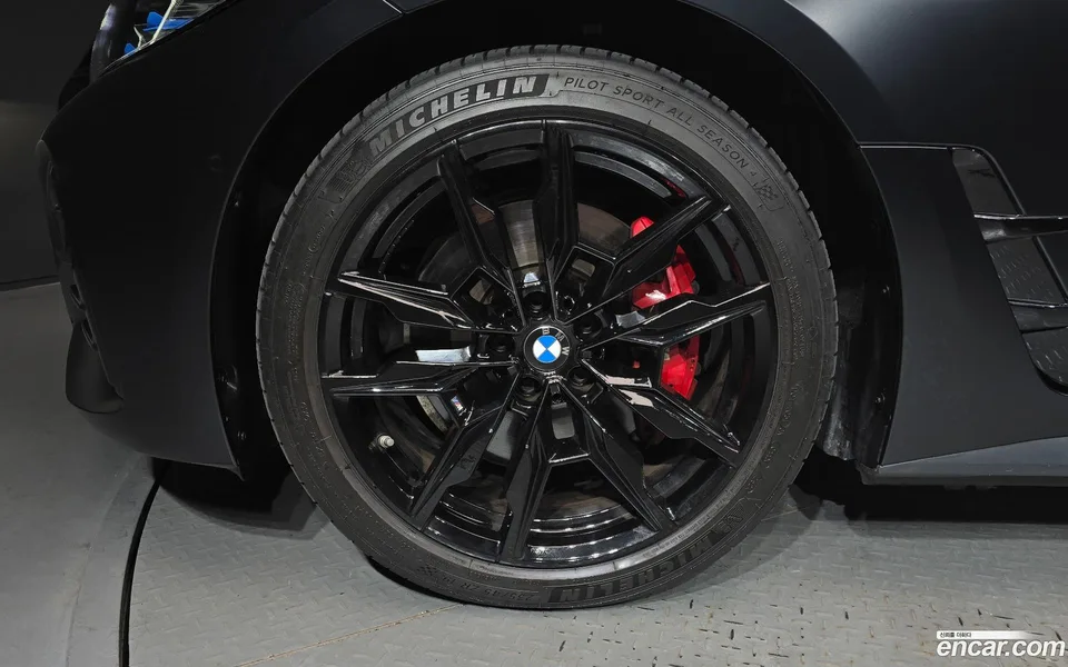 BMW i4 M50 2023 — thumbnail 2