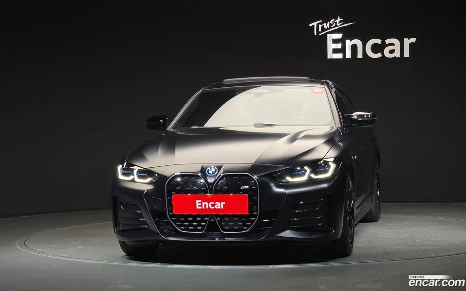 BMW i4 M50 2023 — thumbnail 3