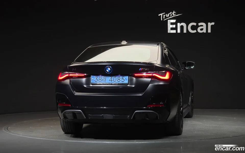 BMW i4 M50 2023 — thumbnail 4