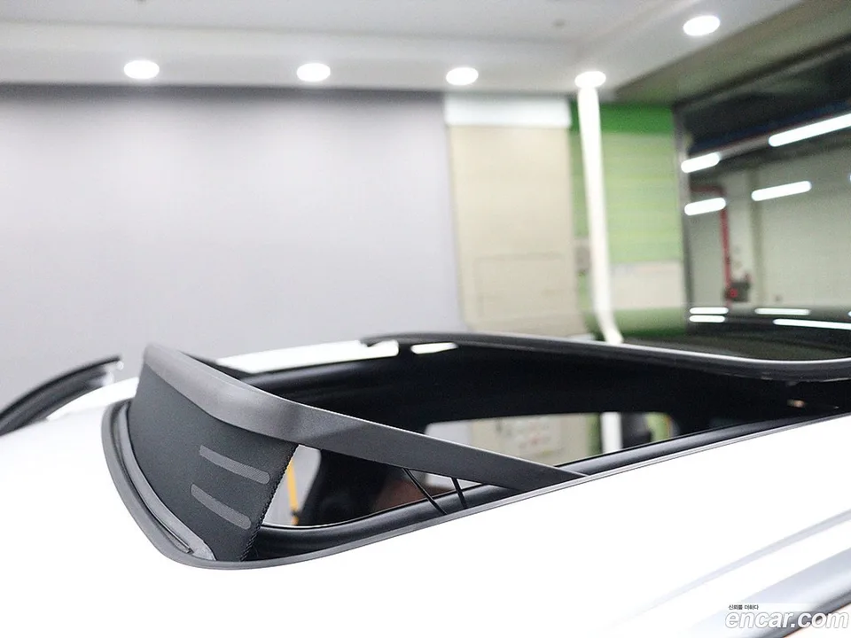 BMW X6 xDrive40i M 2023 — thumbnail 5