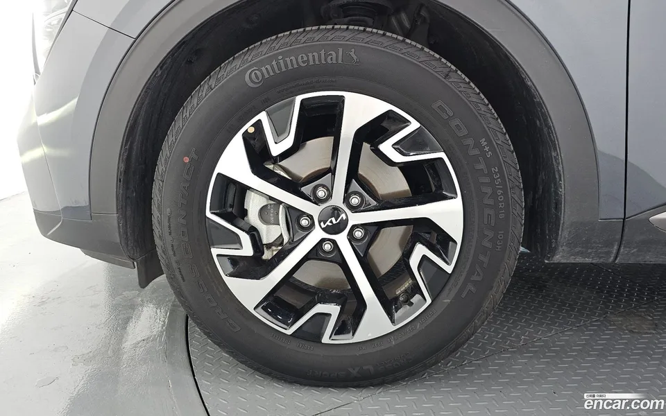 Kia Sportage Hybrid 2WD 2024 — thumbnail 5