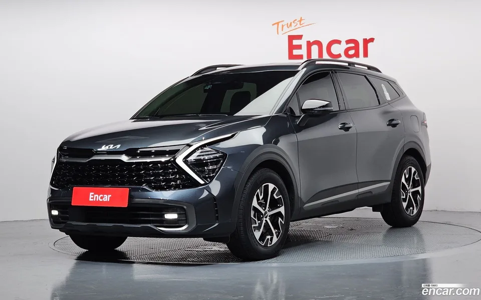 Kia Sportage Hybrid 2WD 2024 — photo 1, buy with delivery to Moscow