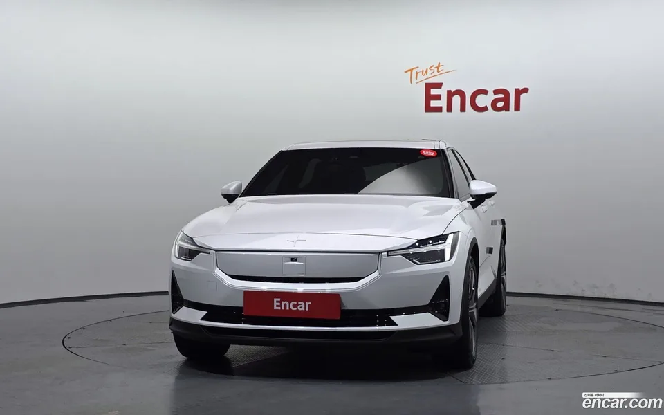 Polestar Polestar 2 2024 — thumbnail 3