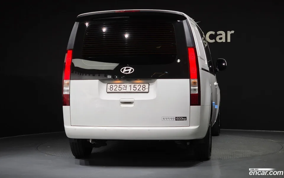 Hyundai Staria 5 2024 — thumbnail 4