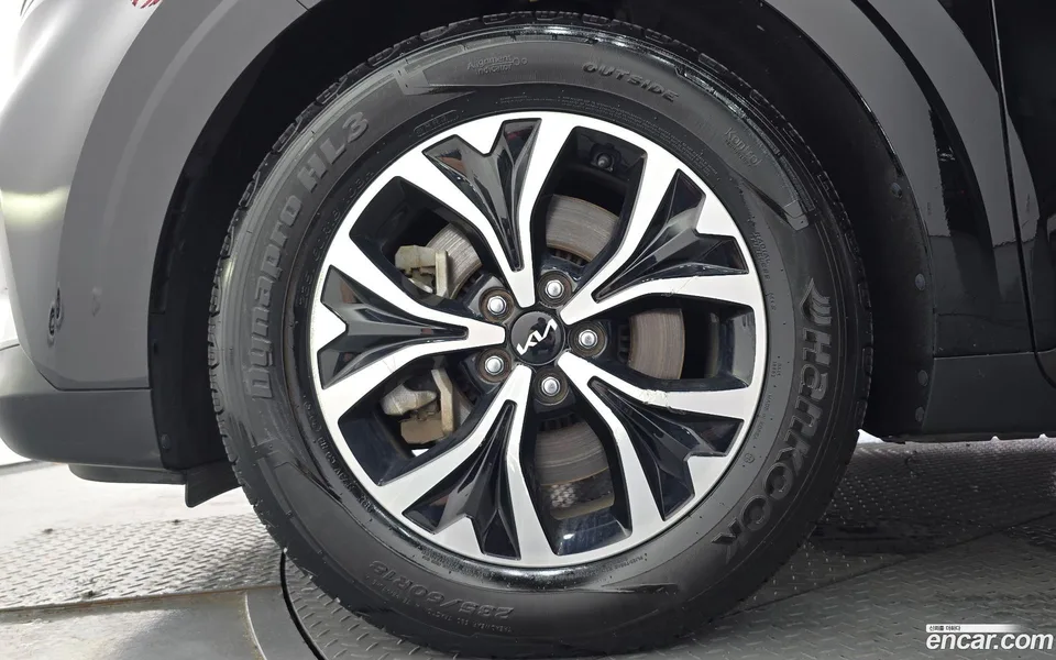 Kia Carnival 9 2022 — thumbnail 2