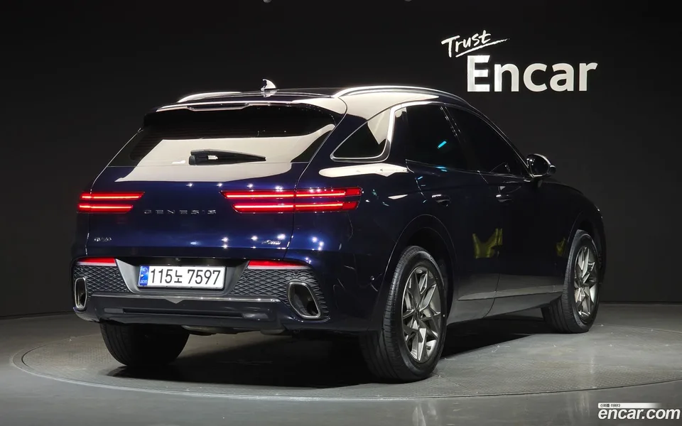 Genesis GV70 2.5T AWD 2023 — thumbnail 2