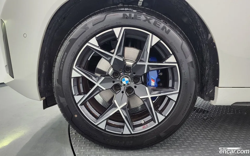 BMW X3 xDrive 20 M 2025 — thumbnail 2