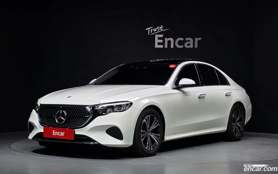 Mercedes-Benz E-Class E200 2025 — photo 1, buy with delivery to Moscow
