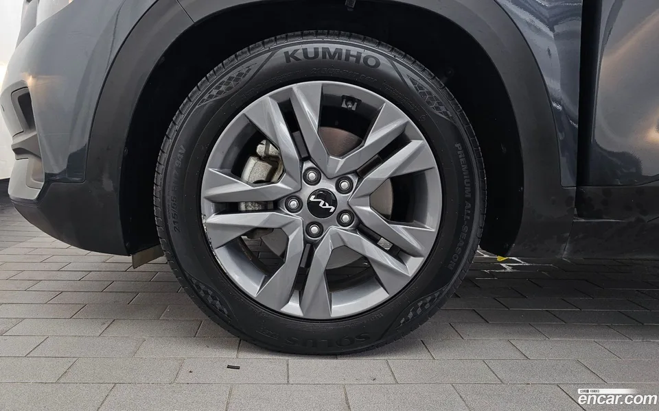 Kia Seltos 1.6 2WD 2022 — thumbnail 2