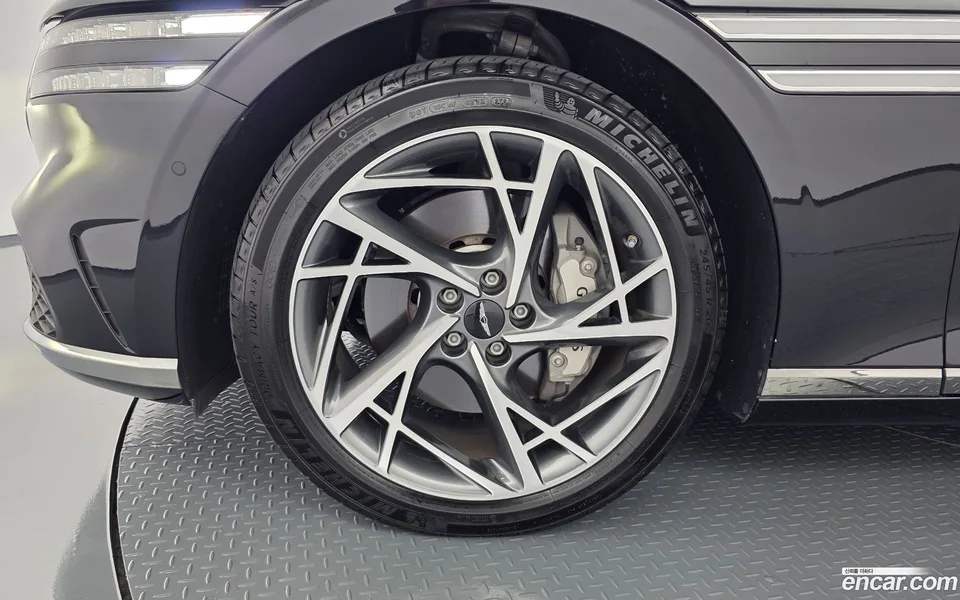 Genesis G90 3.5 AWD 2024 — thumbnail 5