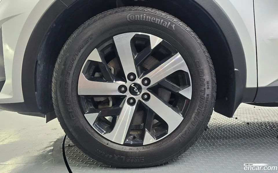 Kia Sorento 2.5T 2WD 2022 — thumbnail 5