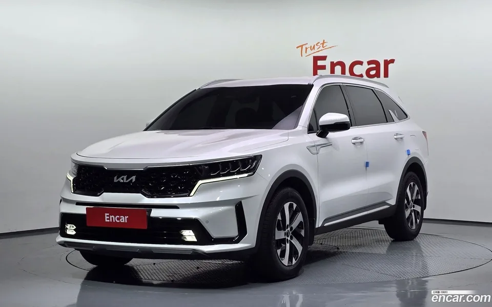 Kia Sorento 2.5T 2WD 2022 — photo 1, buy with delivery to Moscow