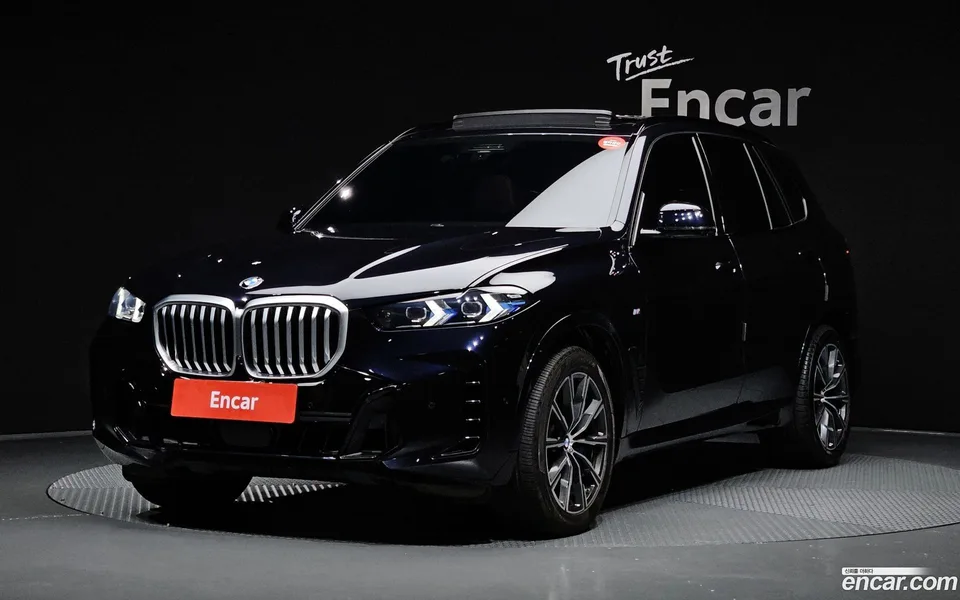 BMW X5 xDrive 30d M 2024 — photo 1, buy with delivery to Moscow
