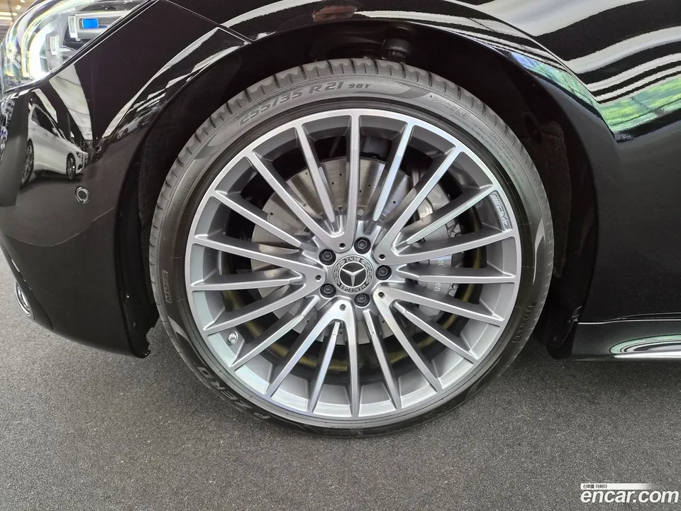 Mercedes-Benz S-Class S500L 4MATIC 2025 — thumbnail 5