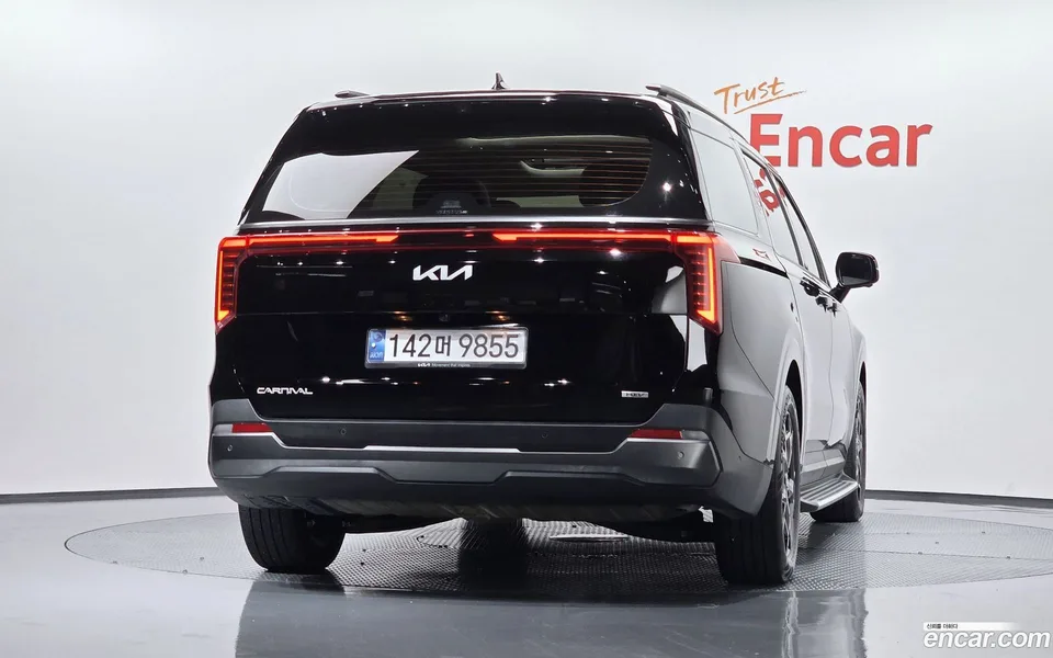 Kia Carnival HEV 7 2024 — thumbnail 4