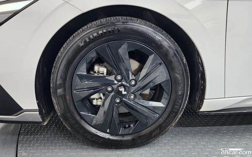 Hyundai Avante CN7 Hybrid N Line 2023 — thumbnail 5