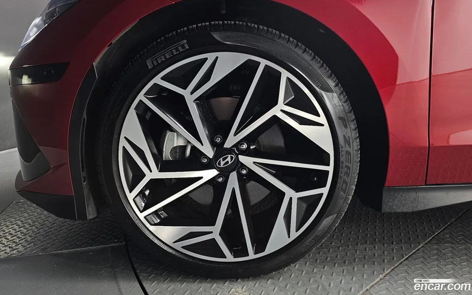Hyundai Ioniq 6 2023 — thumbnail 2
