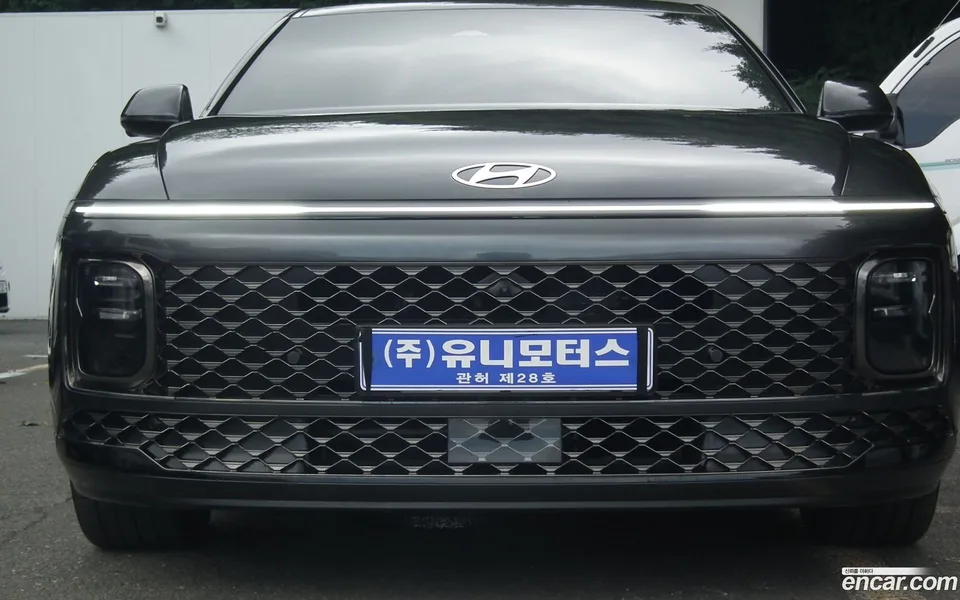 Hyundai Grandeur Hybrid 2024 — thumbnail 3