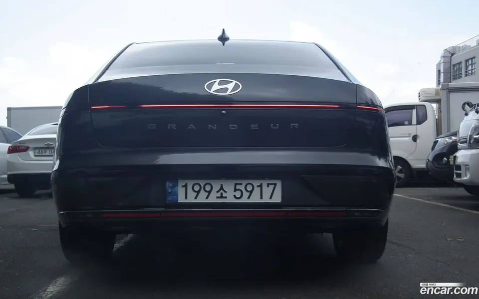 Hyundai Grandeur Hybrid 2024 — thumbnail 4