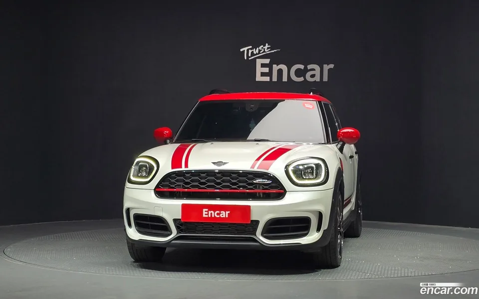 MINI Cooper S Countryman JCW 2023 — thumbnail 3