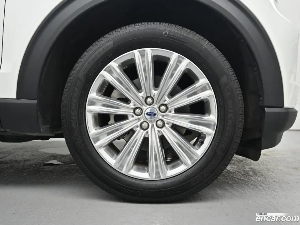 Ford Explorer 2.3 4WD 2023 — thumbnail 5