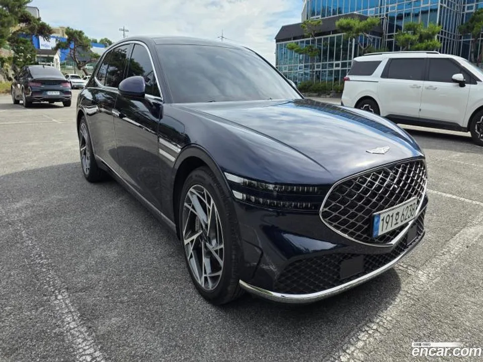 Genesis G90 3.5 AWD 2023 — thumbnail 3