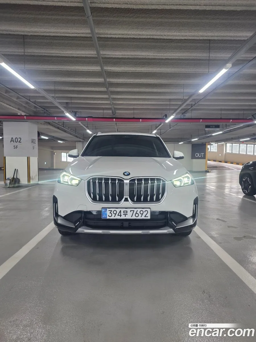 BMW X1 xDrive 20i xLine 2025 — photo 1, buy with delivery to Moscow