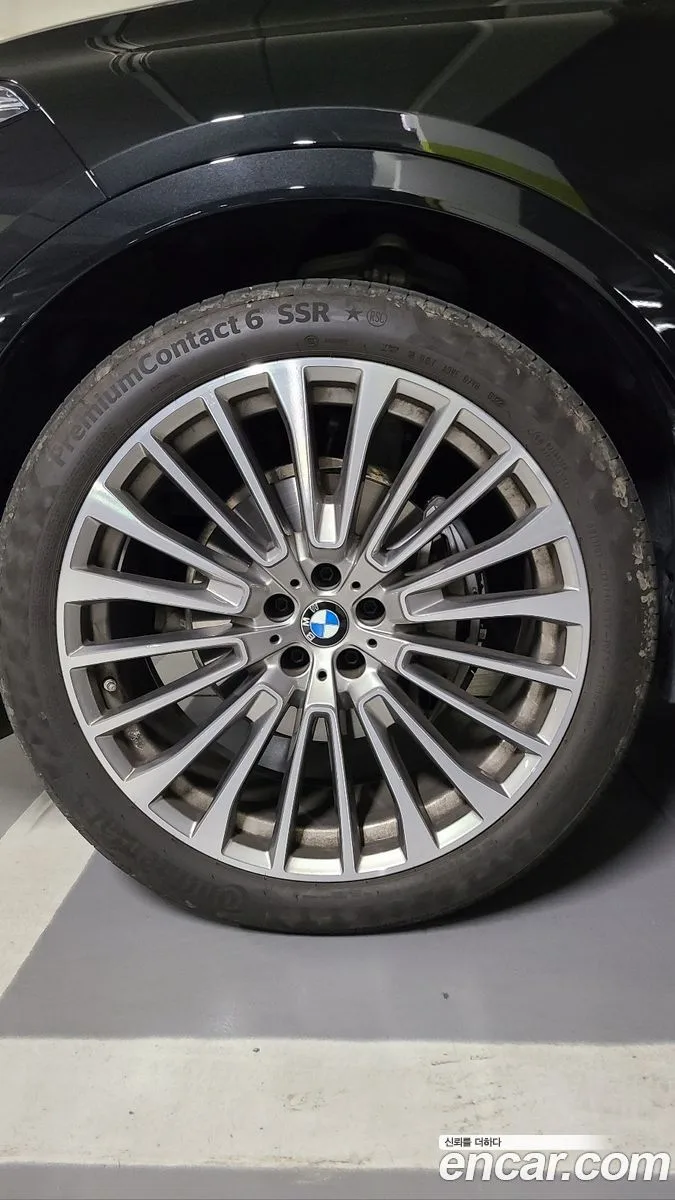 BMW X7 xDrive 40i 7 2022 — thumbnail 2