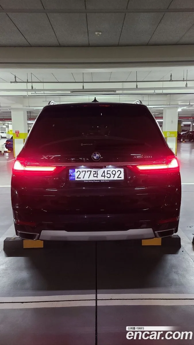 BMW X7 xDrive 40i 7 2022 — thumbnail 4