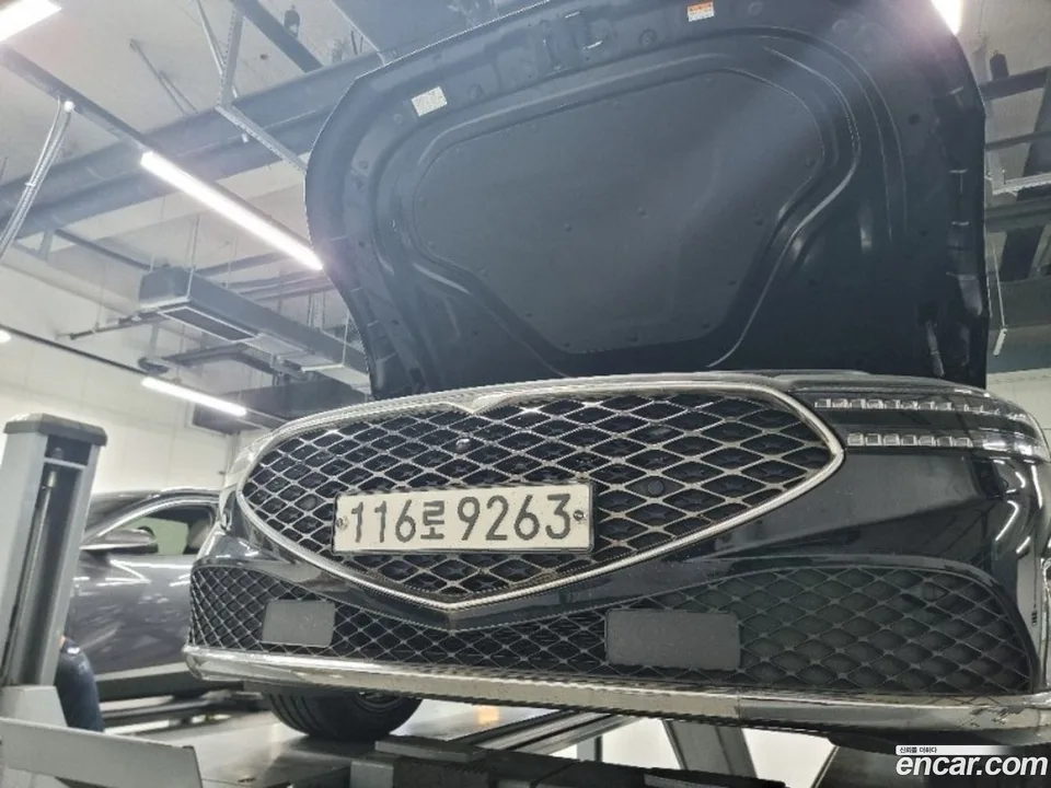 Genesis G90 3.5 AWD 2022 — фото 1, купить с доставкой в Москву
