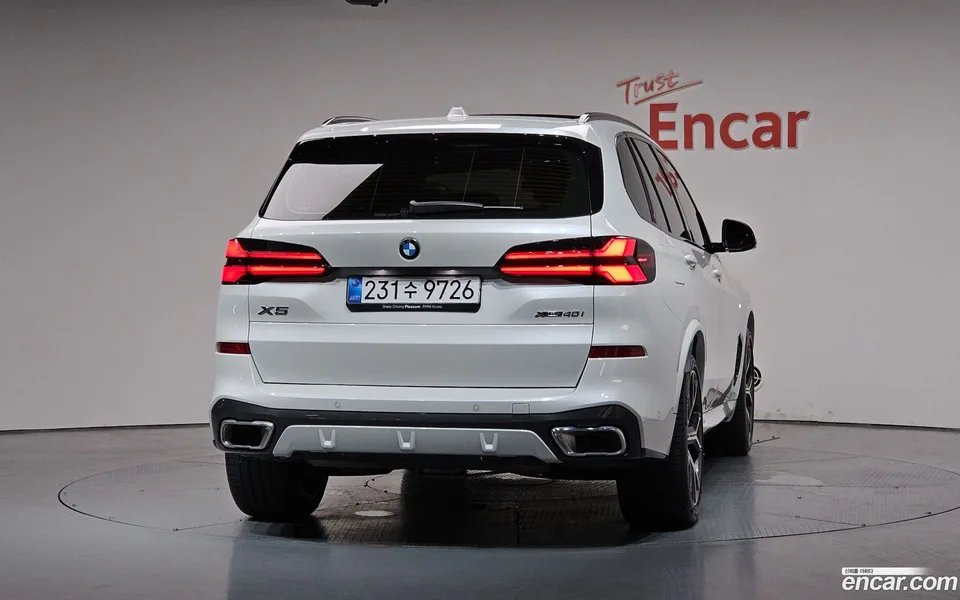BMW X5 xDrive 40i M 2025 — thumbnail 4