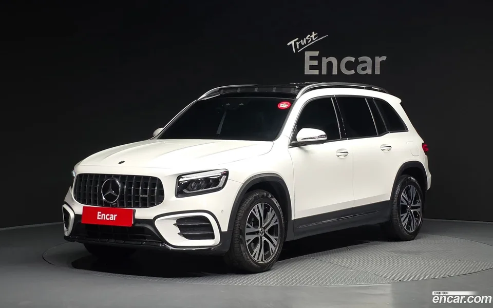Mercedes-Benz GLB-Class GLB200 d 2024 — photo 1, buy with delivery to Moscow