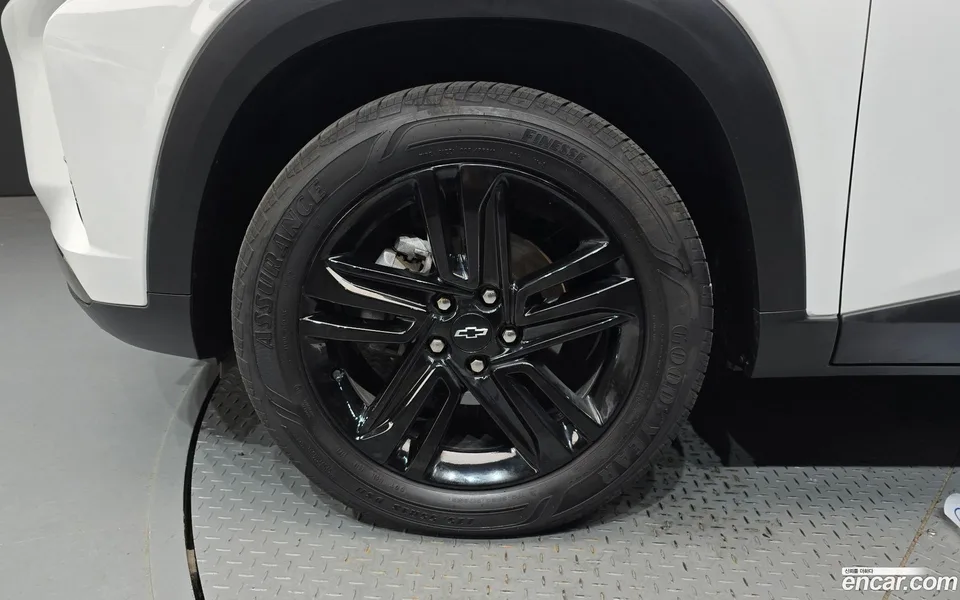 Chevrolet Trax Crossover 1.2 ACTIV 2023 — thumbnail 2
