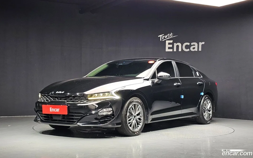 Kia K5 2.0 2022 — photo 1, buy with delivery to Moscow