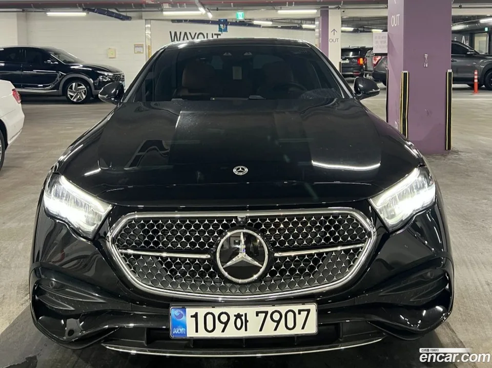Mercedes-Benz E-Class E200 AMG Line 2025 — photo 1, buy with delivery to Moscow