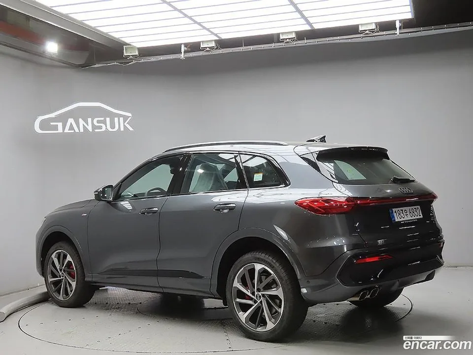 Audi Q5 (80A) 40 TDI S Line 2025 — thumbnail 3