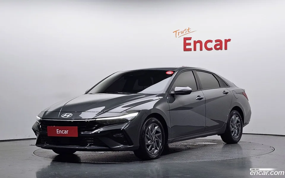 Hyundai Avante CN7 Hybrid 2025 — photo 1, buy with delivery to Moscow