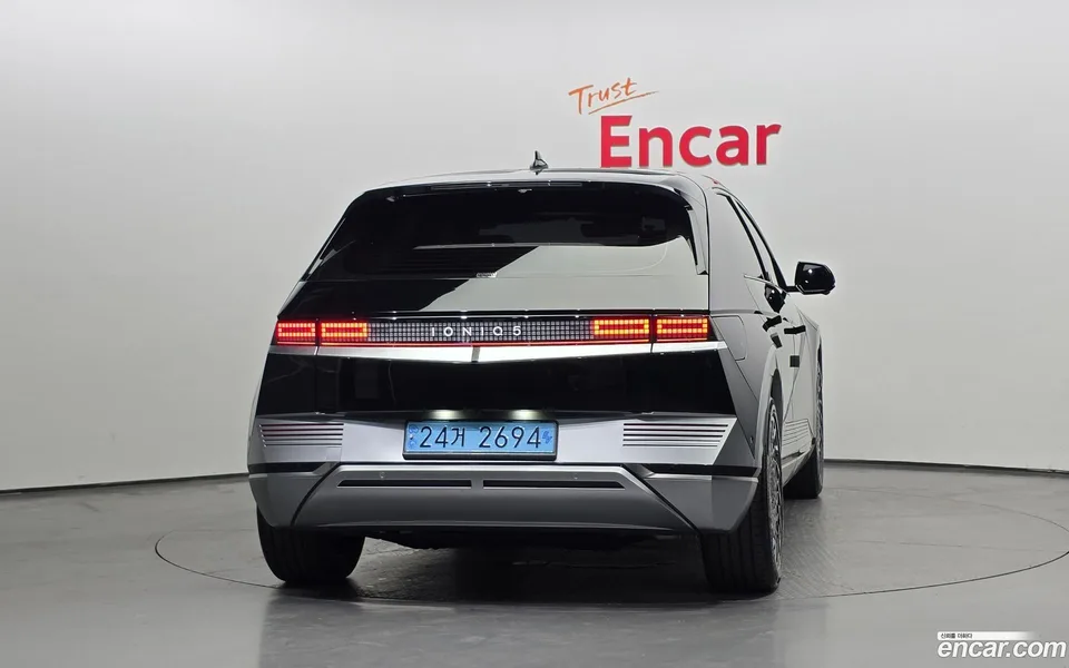 Hyundai Ioniq 5 2024 — thumbnail 4