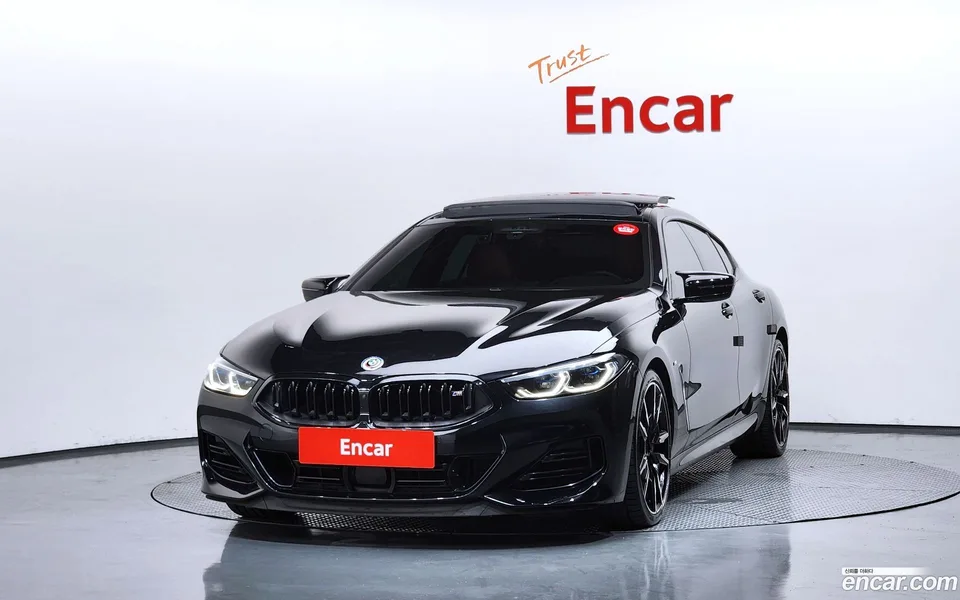 BMW 8 Series M850i xDrive 2022 — thumbnail 3