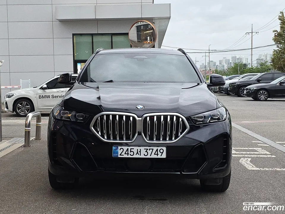 BMW X6 xDrive30d M 2025 — thumbnail 3