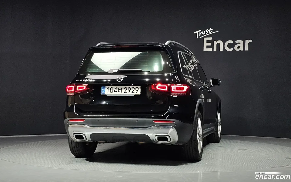 Mercedes-Benz GLB-Class GLB200 d 2022 — thumbnail 4