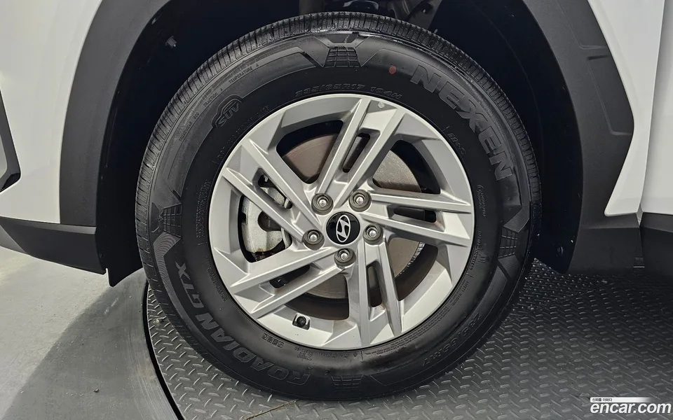 Hyundai Tucson NX4 2.0 2WD 2025 — thumbnail 2