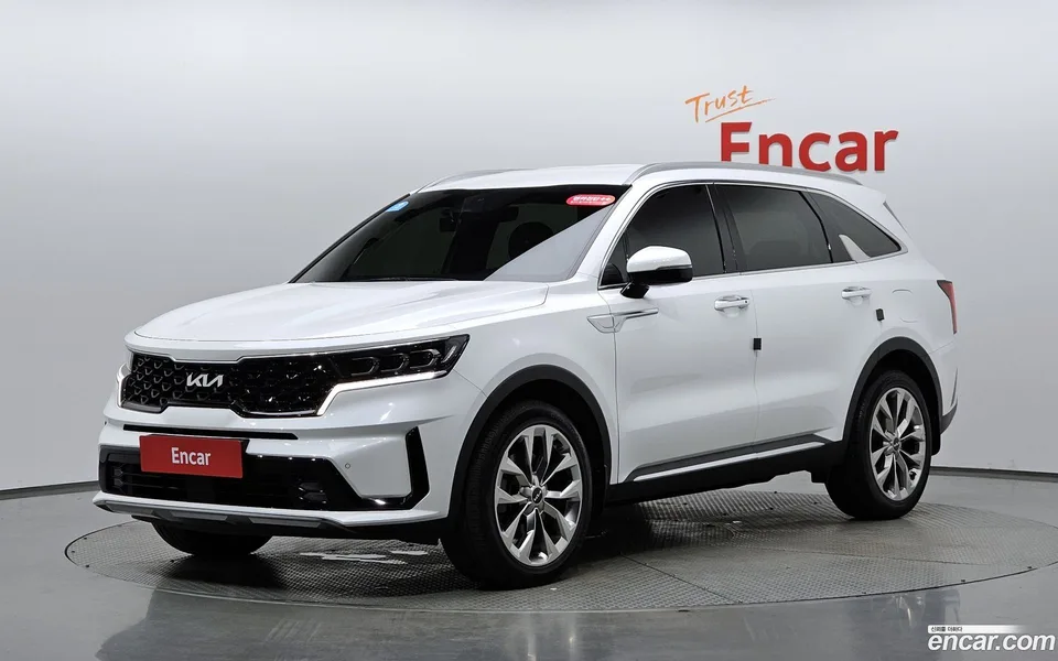Kia Sorento 2.5T 2WD 2022 — photo 1, buy with delivery to Moscow