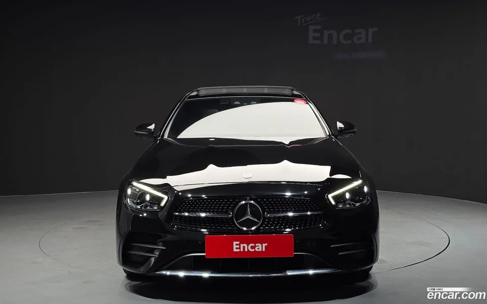 Mercedes-Benz E-Class E350 4MATIC AMG Line 2022 — thumbnail 3