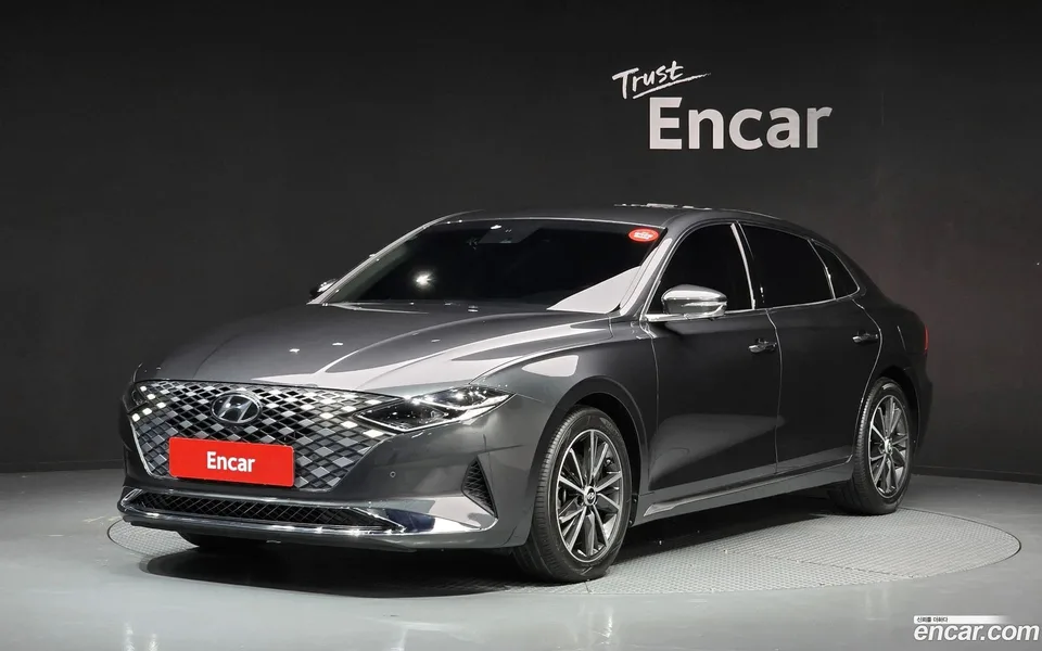 Hyundai Grandeur IG 2.5 2022 — photo 1, buy with delivery to Moscow