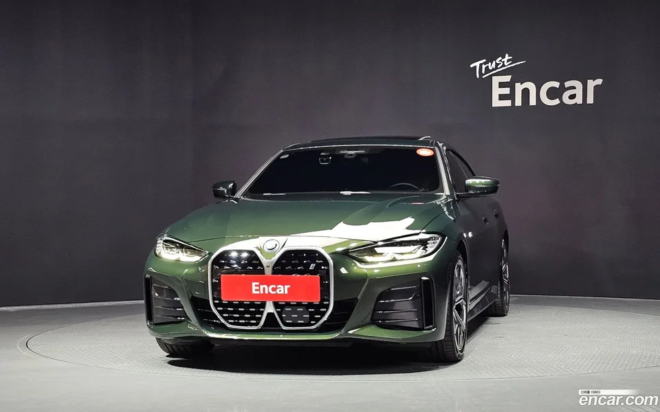 BMW i4 eDrive40 M 2022 — thumbnail 3